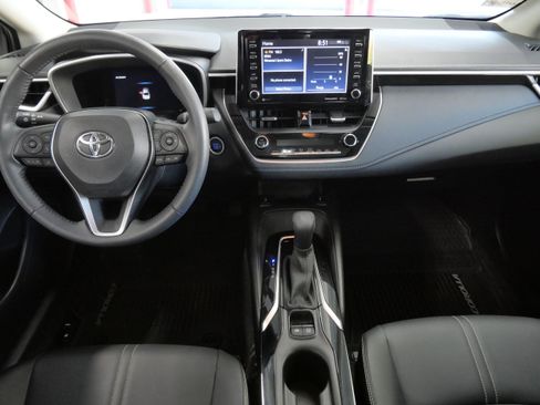 Certified 2020 Toyota Corolla XLE image 11