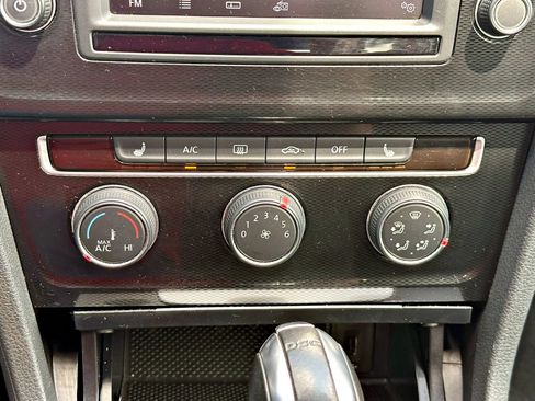 Used 2016 Volkswagen GTI S FWD image 38