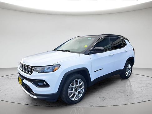 Used 2025 Jeep Compass Limited AWD/4WD image 1
