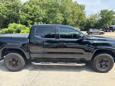 Used 2021 Toyota Tacoma SR w/ SR Convenience Package RWD image 12