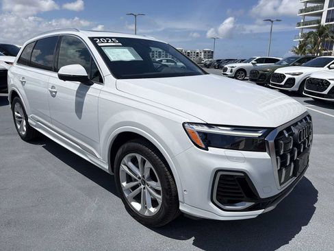Certified 2025 Audi Q7 3.0T Premium Plus w/ Premium Plus Package AWD/4WD image 8