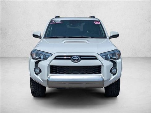 Used 2020 Toyota 4Runner TRD Off-Road AWD/4WD image 2