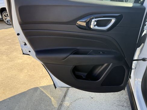 New 2026 Jeep Compass Latitude w/ Quick Order Package 29K image 22