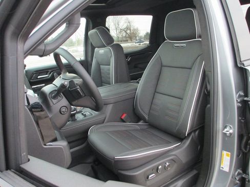 New 2026 GMC Sierra 1500 AT4X image 12