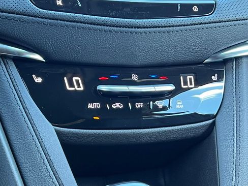 New 2026 Cadillac XT5 Luxury w/ LPO, Floor Liner Package AWD/4WD image 26