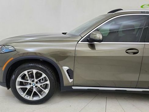 Used 2026 BMW X5 xDrive40i AWD/4WD image 9