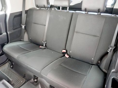 Used 2013 Toyota FJ Cruiser 4WD image 14