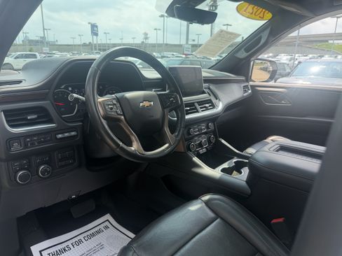 Used 2021 Chevrolet Tahoe High Country w/ Premium Package AWD/4WD image 36