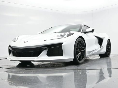 Used 2025 Chevrolet Corvette Z06 w/ Battery Protection Package RWD image 53