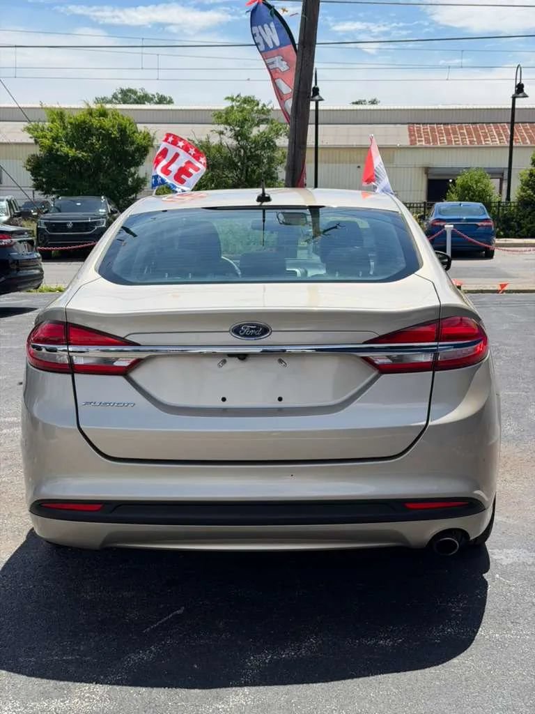 Used 2018 Ford Fusion S FWD image 6
