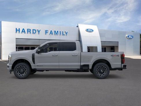 New 2026 Ford F250 Platinum AWD/4WD image 3