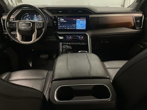 Used 2024 GMC Sierra 1500 Denali w/ Denali Reserve Package AWD/4WD image 15