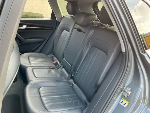 Used 2018 Audi Q5 2.0T Premium Plus w/ Premium Plus Package image 19