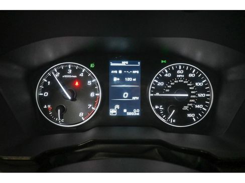 Used 2023 Subaru Outback Premium image 12