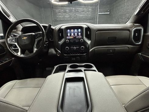 Used 2022 Chevrolet Silverado 3500 LT w/ Convenience Package AWD/4WD image 24