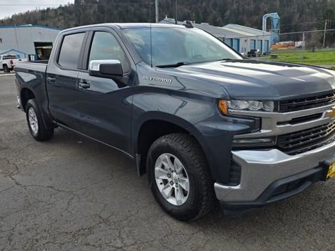 Used 2020 Chevrolet Silverado 1500 LT image 3
