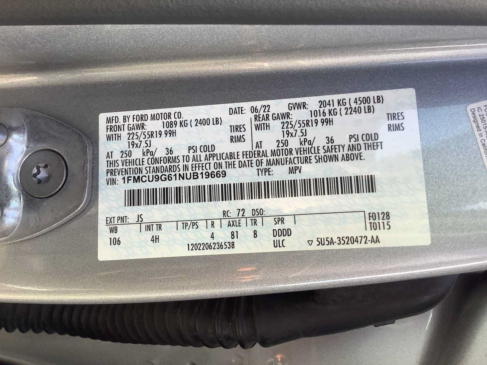 Used 2022 Ford Escape SE w/ SE Sport Appearance Package AWD/4WD image 10