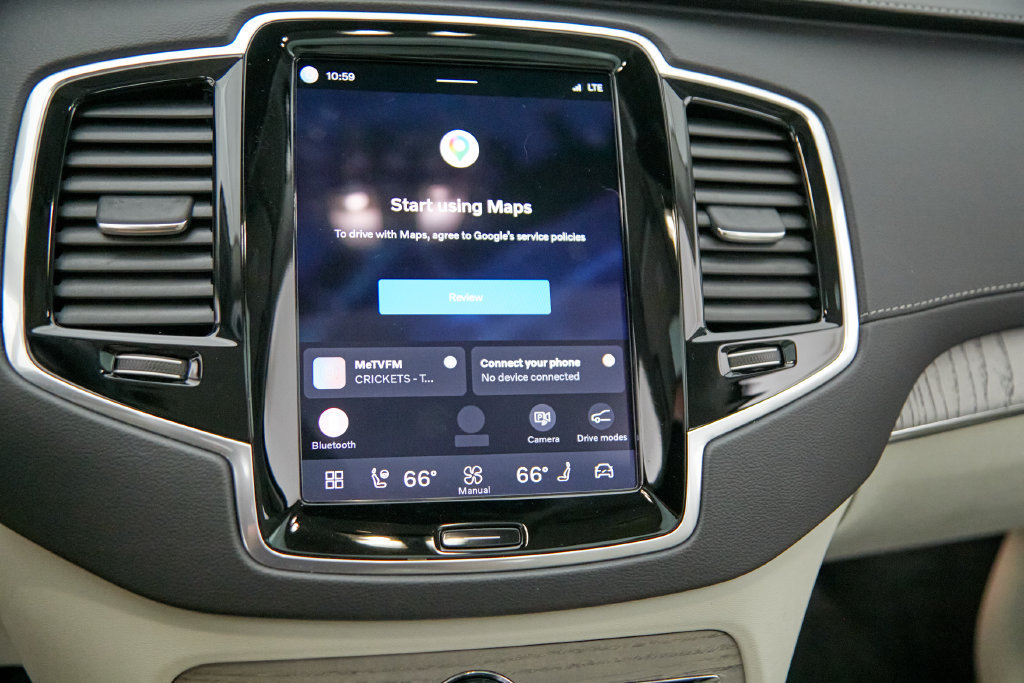 Certified 2025 Volvo XC90 T8 Ultra w/ Protection Package Premier AWD/4WD image 34
