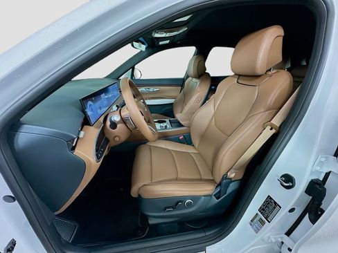 New 2026 Genesis GV70 2.5T Advanced image 16