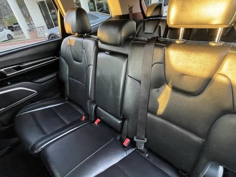 Used 2024 Kia Telluride LX image 23