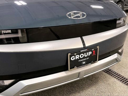 Used 2023 Hyundai Ioniq 5 SEL image 28