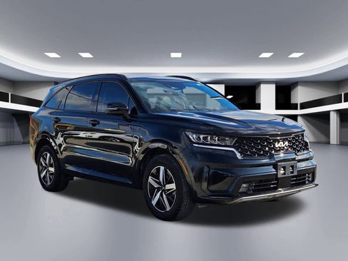 Certified 2023 Kia Sorento EX w/ Panoramic Sunroof Package image 8