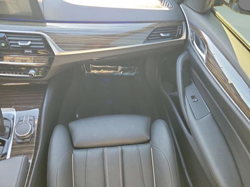 Used 2020 BMW 540i image 16