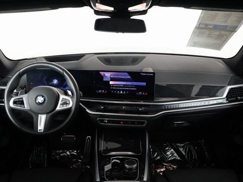 Used 2026 BMW X5 sDrive40i w/ M Sport Package RWD image 8