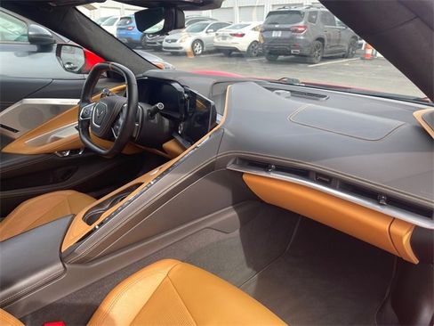 Used 2021 Chevrolet Corvette Stingray Premium Cpe w/ Z51 Performance Package image 21