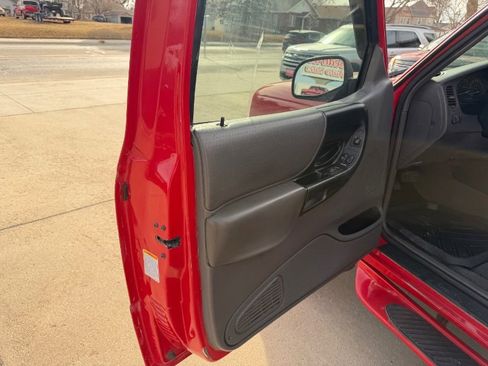 Used 1999 Ford Ranger XLT image 8