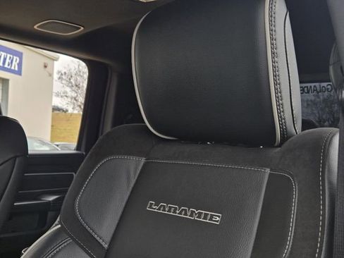 Used 2025 RAM 2500 Laramie w/ Night Edition image 18