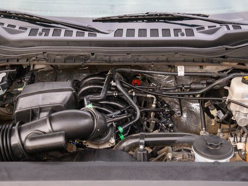Used 2023 Ford F350 XLT AWD/4WD image 30