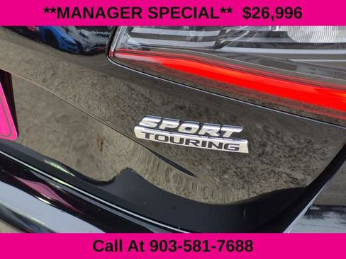 Used 2024 Honda Civic Sport Touring image 9