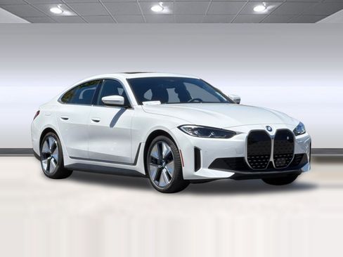 Used 2023 BMW i4 eDrive35 RWD image 7