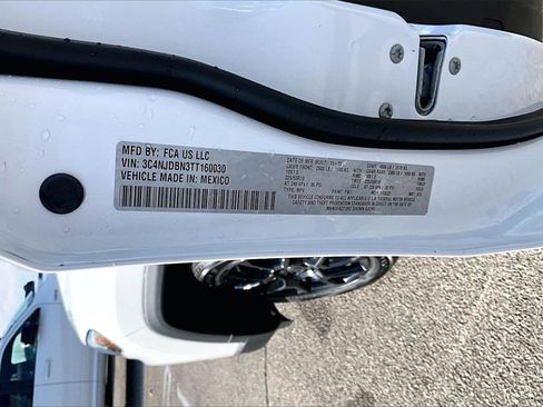 New 2026 Jeep Compass Latitude image 14