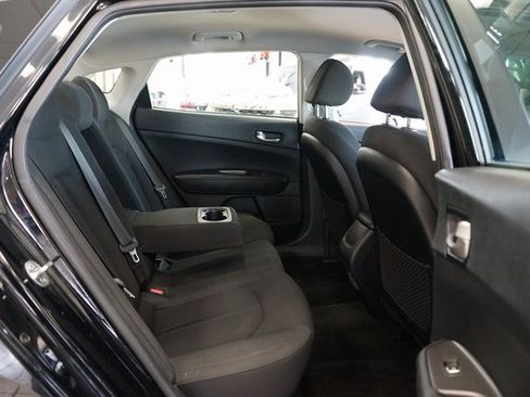 Used 2020 Kia Optima LX image 12