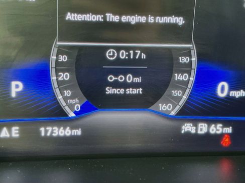 Used 2023 Volkswagen Tiguan SE AWD/4WD image 12