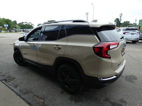 Certified 2022 GMC Terrain AT4 w/ Tech Package AWD/4WD image 11