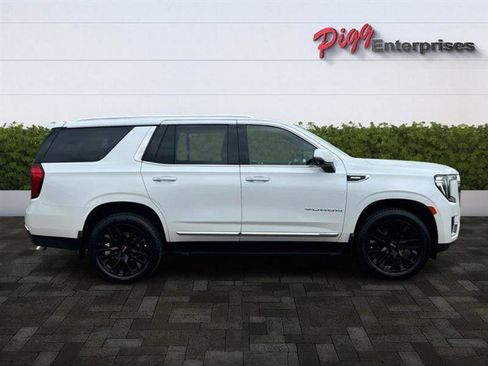 Used 2021 GMC Yukon SLT w/ SLT Premium Package image 8