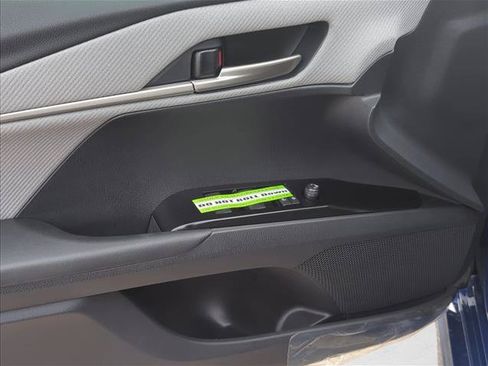 Used 2026 Toyota Camry SE FWD image 13