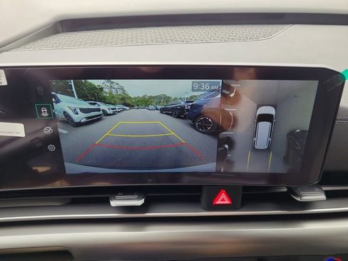 New 2026 Kia Carnival SX Prestige FWD image 32