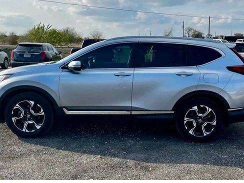 Used 2018 Honda CR-V Touring image 8