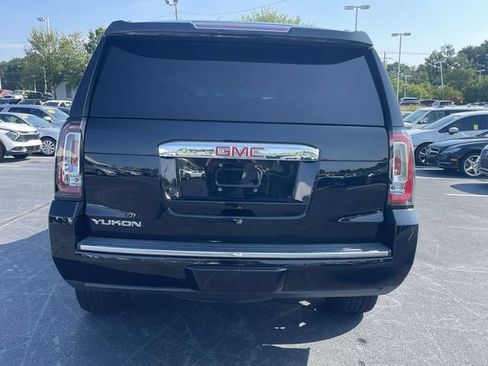 Used 2017 GMC Yukon Denali w/ Open Road Package AWD/4WD image 6