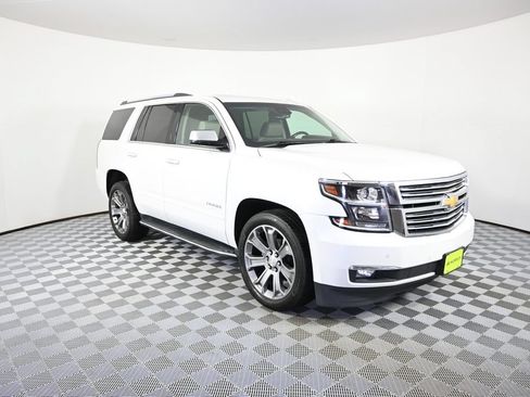 Used 2019 Chevrolet Tahoe Premier AWD/4WD image 9