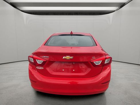 Used 2017 Chevrolet Cruze LT image 7