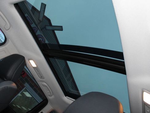 Used 2022 Subaru Ascent Onyx Edition image 25