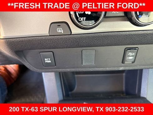 Used 2017 Toyota Tacoma SR5 image 23