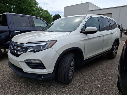 Used 2016 Honda Pilot EX-L image 2