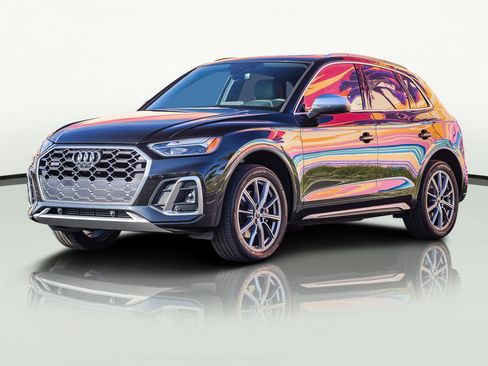 Used 2023 Audi SQ5 Premium Plus w/ Premium Plus Package image 6