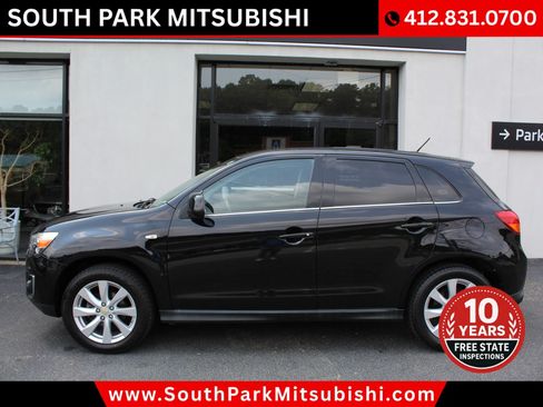 Used 2014 Mitsubishi Outlander Sport SE AWD/4WD image 1